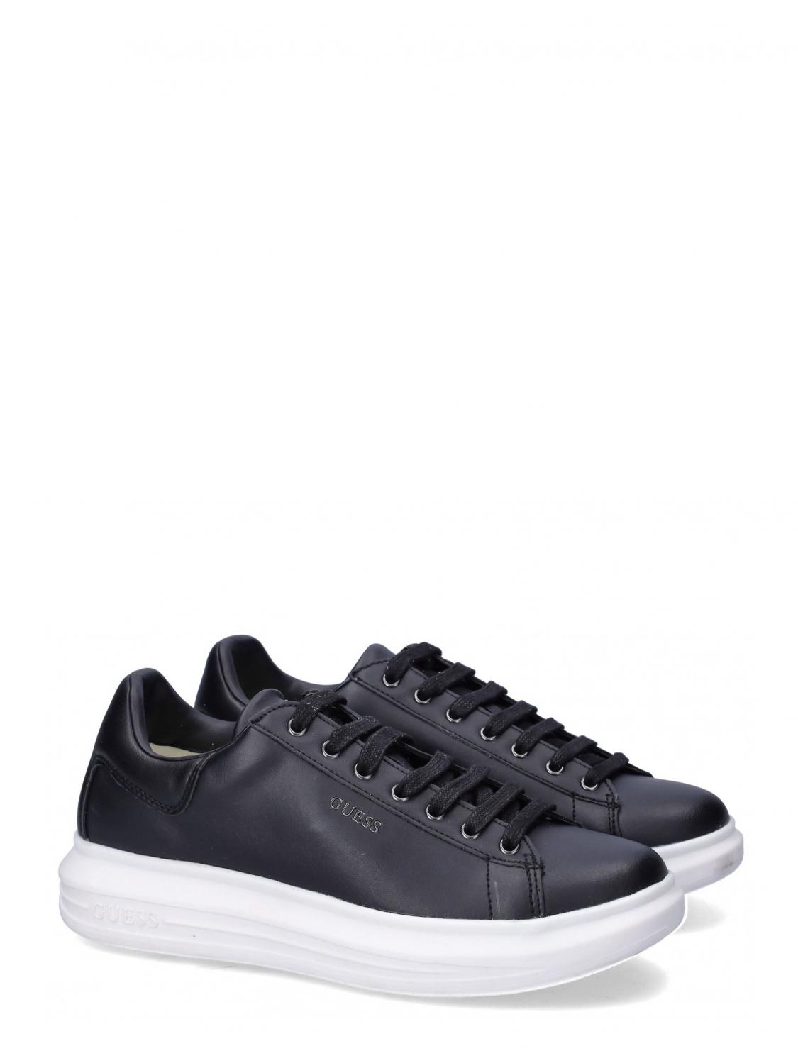 Chaussure homme hotsell guess