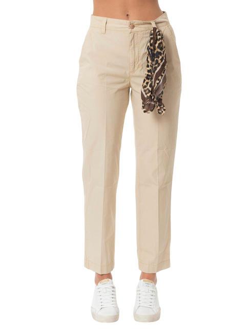 GUESS CANDIS  Pantalon en coton bronzage safari - Pantalons pour femmes