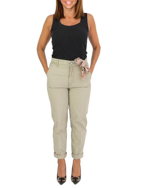 GUESS CANDIS Pantalon avec écharpe feuille de sauge - Pantalons pour femmes