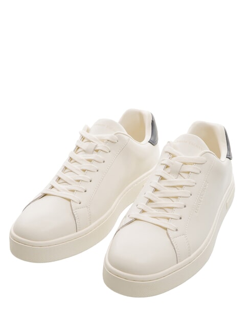 ARMANI EXCHANGE A|X COURTSIDE Baskets en cuir blanc cassé + bleu marine foncé - Chaussures Homme