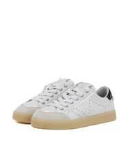 GUESS JHELL Baskets - Chaussures Femme