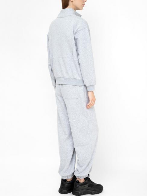 U&B  Sweat-shirt complet avec broderie et jogging gris chin&eacute; - Costumes de sport pour femmes