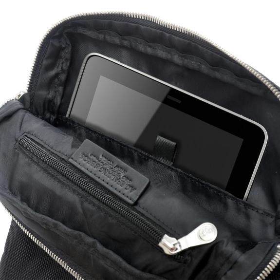 NEW METROPOLITAN Sac pour tablette noir - Sacs en Bandouli&egrave;res pour Homme