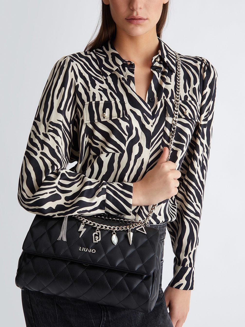 Liujo Astilbe Sac Matelasse Breloques Noir Achetez Prix Outlet