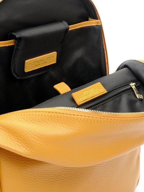 TIFFANY Sac &agrave; dos en cuir pour ordinateur portable moutarde - Sacs pour Femme