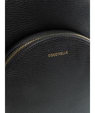 COCCINELLE ALPHA Sac &agrave; dos en cuir textur&eacute; Noir - Sacs pour Femme - 3