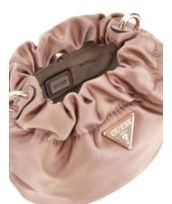 GUESS VELINA Sac seau avec bandouli&egrave;re cha&icirc;ne rose / or - Sacs pour Femme - 3
