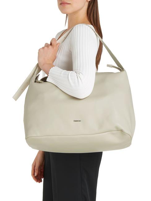 ELEVATED SOFT Grand sac &agrave; bandouli&egrave;re &eacute;cru fonc&eacute; - Sacs pour Femme