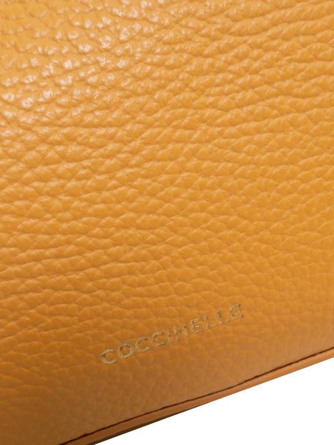 LILY Mini sac en cuir avec anse chaîne abricot - Sacs pour Femme