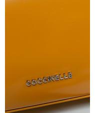 COCCINELLE LILY SHINY CALF Mini sac en cuir avec anse chaîne résine - Sacs pour Femme - 3