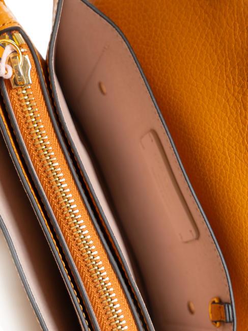 COSIMA Sac bandoulière en cuir martelé paprika - Sacs pour Femme