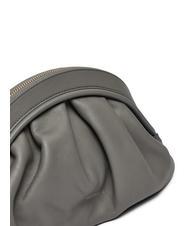 COCCINELLE CHEEK SMOOTH  Sac bandouli&egrave;re, en cuir graphite - Sacs pour Femme - 4