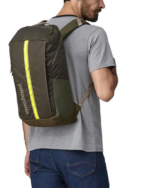 BLACK HOLE Sac à dos de voyage 25L noir - Sacs à dos pour l'École & les Loisirs