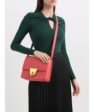 COCCINELLE NICO Petit sac bandoulière en cuir canneberges - Sacs pour Femme - 4