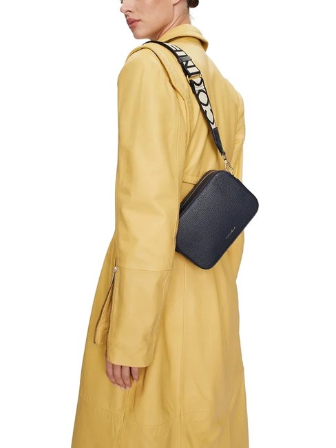 TEBE Sac à bandoulière en cuir texturé bleu nuit - Sacs pour Femme