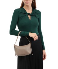 COCCINELLE CHERRY Petit sac bandoulière en cuir taupe chaud - Sacs pour Femme - 4