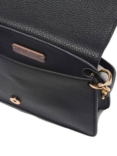 C-ME Sac en cuir martelé à rabat Noir - Sacs pour Femme