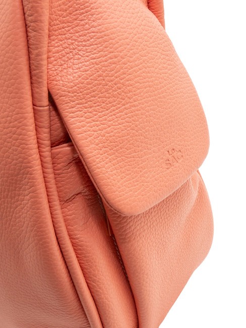 TRIO  Sac à dos en cuir martelé saumon - Sacs pour Femme