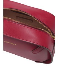 COCCINELLE MALETA CALF Mini sac bandouli&egrave;re, en cuir sangria - Sacs pour Femme - 5
