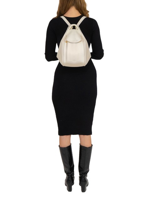 TRIO  Sac à dos en cuir martelé blanc - Sacs pour Femme