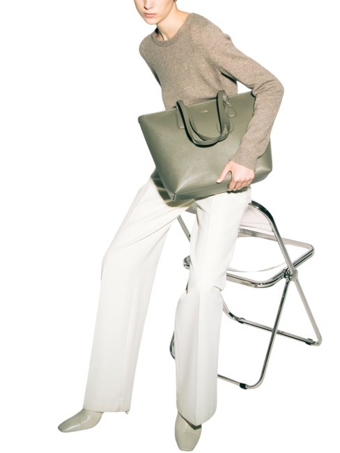 CLASSIC Sac cabas en cuir imprimé Andromeda sage - Sacs pour Femme