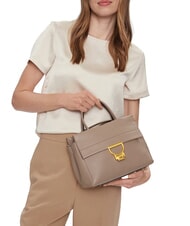 COCCINELLE ARLETTIS Sac à main en cuir martelé taupe chaud - Sacs pour Femme - 5