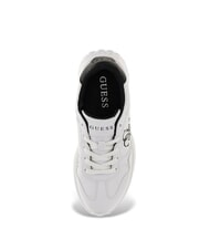 GUESS LUCKEI baskets &agrave; logo 4G blanc - Chaussures Femme - 4