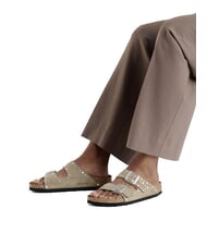 BIRKENSTOCK ARIZONA RIVET  Sandales en cuir taupe - Chaussures Femme - 5