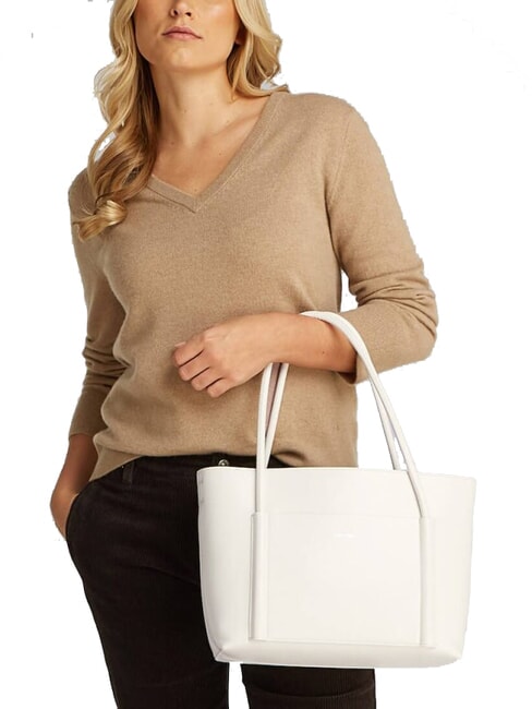 CK LINN MEDIUM Sac à bandoulière craie - Sacs pour Femme