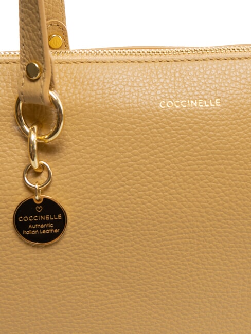 ALPHA Sac shopping en cuir martelé beige frais - Sacs pour Femme