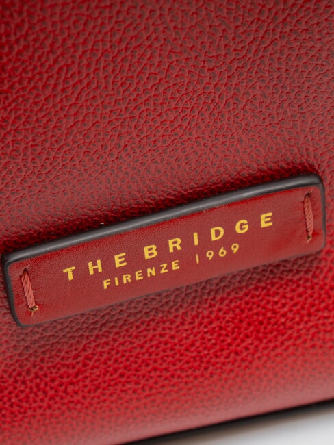 CARLOTTA Sac seau à bandoulière cerise / or - Sacs pour Femme