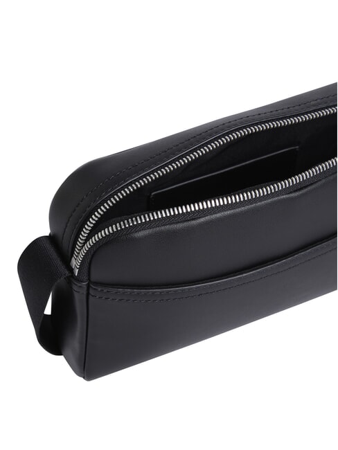 CKJ MONO LOGO Sac horizontal sur noir - Sacs en Bandoulières pour Homme