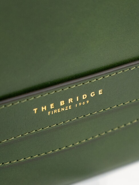 LUCREZIA Pochette avec manchette en cuir vert anglais abb. or - Sacs pour Femme