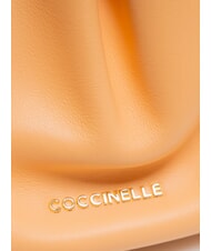COCCINELLE DRAP SMOOTH Sac en cuir nappa avec chaîne - Sacs pour Femme