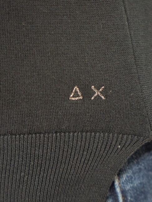 SOLID Pull en coton noir - Chandails pour femmes