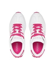 GUESS LUCKEI baskets &agrave; logo 4G Blanc / Fuchsia - Chaussures Femme - 4