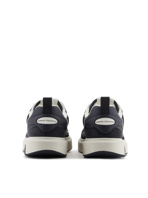 A|X Baskets avec empiècements en mesh et logo bleu marine profond + blanc cassé - Chaussures Homme