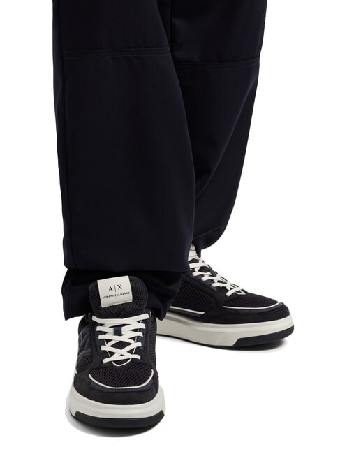 A|X Baskets avec empiècements en mesh et logo bleu marine profond + blanc cassé - Chaussures Homme