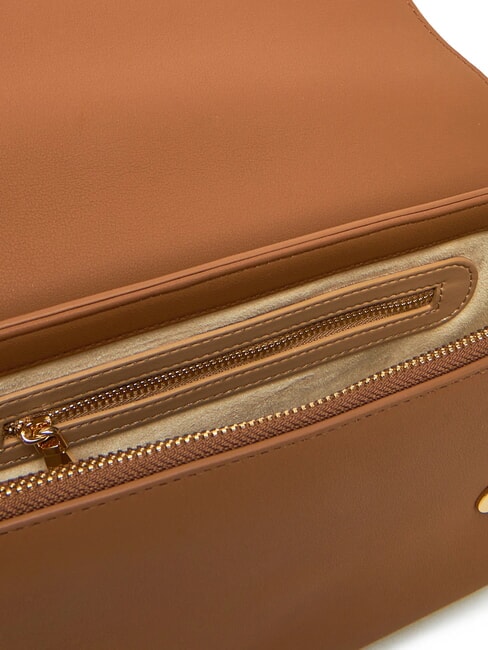 LAMINATED BOLD LOVE Sac à bandoulière avec rabat chameau - Sacs pour Femme