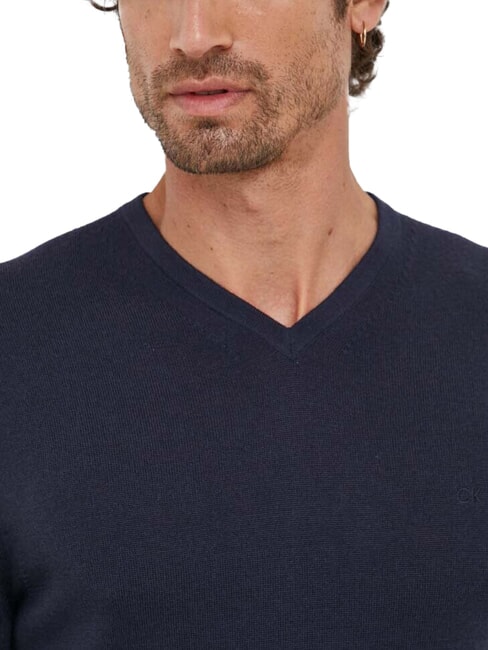 CK Pull en laine col V, coupe régulière ciel nocturne - Pulls pour hommes