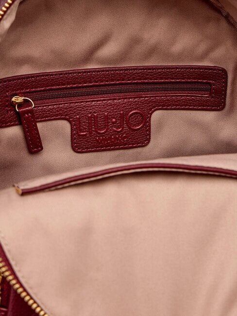 MANHATTAN Sac à dos moyen avec logo en relief vin rouge - Sacs pour Femme