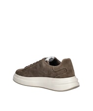 GUESS ELBA Baskets en cuir suédé brun - Chaussures Homme - 5