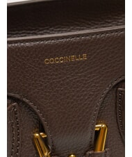 COCCINELLE YORK Sac à main en cuir martelé fondant marron - Sacs pour Femme - 3