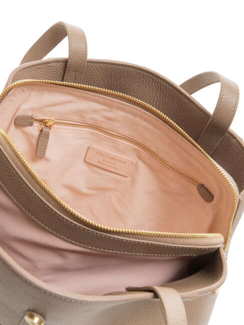 CHARA Sac à bandoulière en cuir taupe chaud - Sacs pour Femme