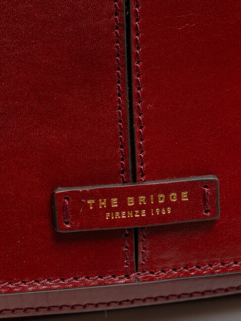 FAENTINA Grand sac &agrave; bandouli&egrave;re en cuir Chianti / Bordeaux / Or - Sacs pour Femme