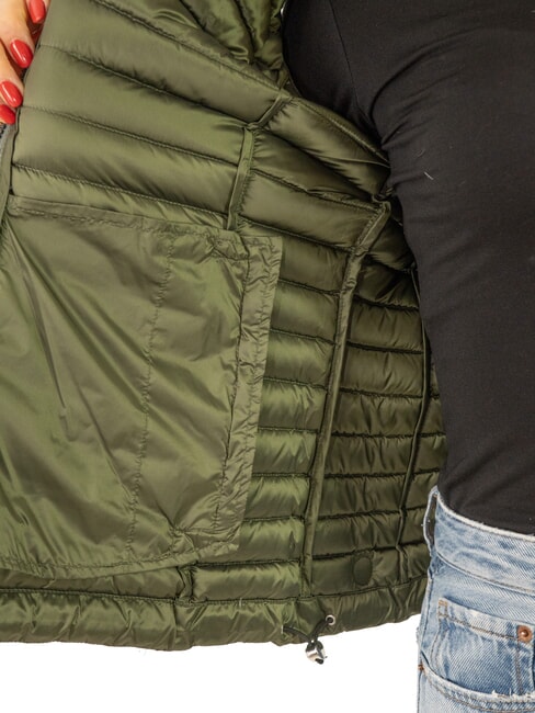 DELUXE Gilet matelassé à col montant boue noire - Gilet femme