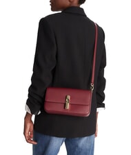 FURLA IRIDE  Sac à bandoulière en cuir CERISE d - Sacs pour Femme - 5