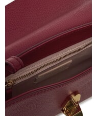 COCCINELLE DEW Sac bandouli&egrave;re, en cuir sangria - Sacs pour Femme - 5