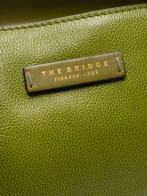 CARLOTTA Sac cabas porté épaule en cuir vert figue abb. or - Sacs pour Femme