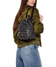 GUESS MANHATTAN 2 Petit sac à dos avec logo pivoine 4G logo taupe foncé - Sacs pour Femme - 5